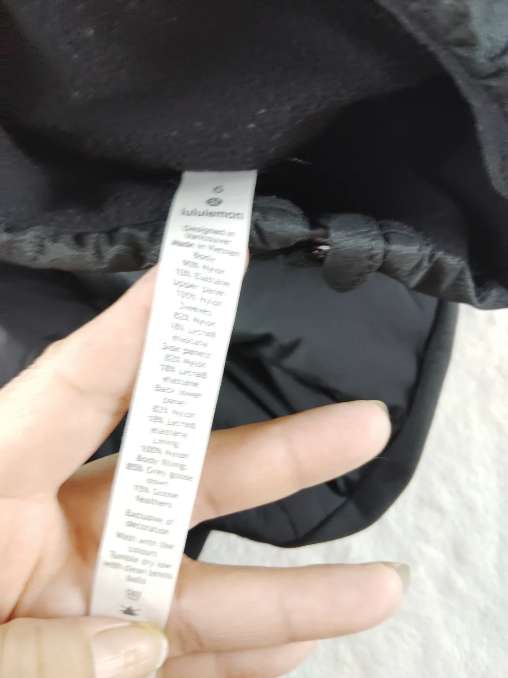 Lululemon Down For It All Sweatshirt Black sz 6 like new